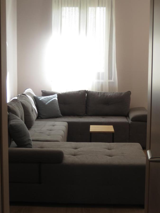 Apartments Amfa Biograd Na Moru Bagian luar foto