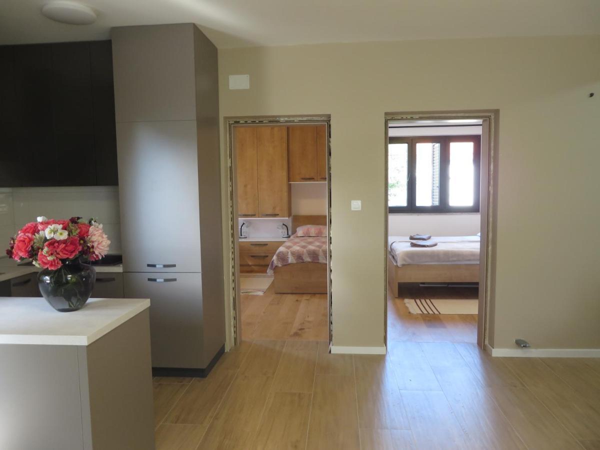 Apartments Amfa Biograd Na Moru Bagian luar foto